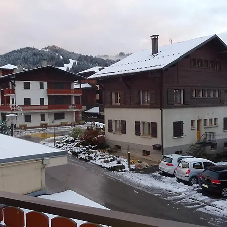 2p Lumineux Pour 4 Pers, Balcon Sud, A 350m Des Commerces Et Telecabines, Parking Inclus - Fr-1-802-2 Apartment Les Gets