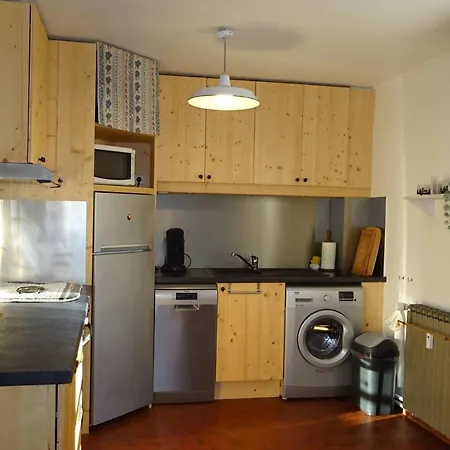 Apartment 2p Lumineux Pour 4 Pers, Balcon Sud, A 350m Des Commerces Et Telecabines, Parking Inclus - Fr-1-802-2 Les Gets
